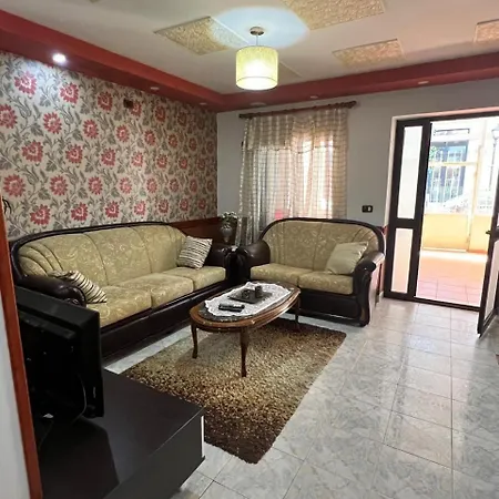 Ajla S Apartamens Tirana