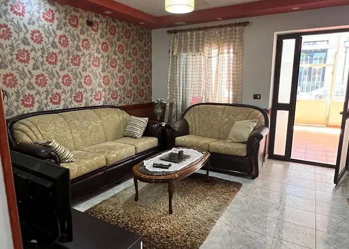 Ajla S Apartamens Tirana