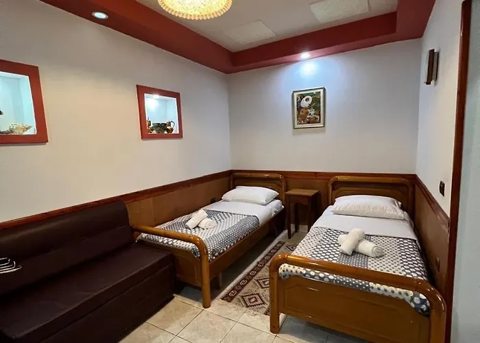 Lägenhet Ajla S Apartamens Tirana